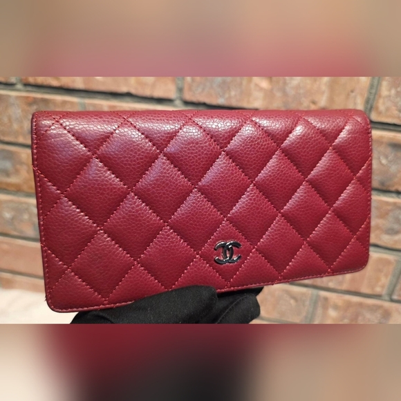 Authentic Chanel Quilted Caviar Long Flap Wallet - Silver Hardware - Picture 6 of 16